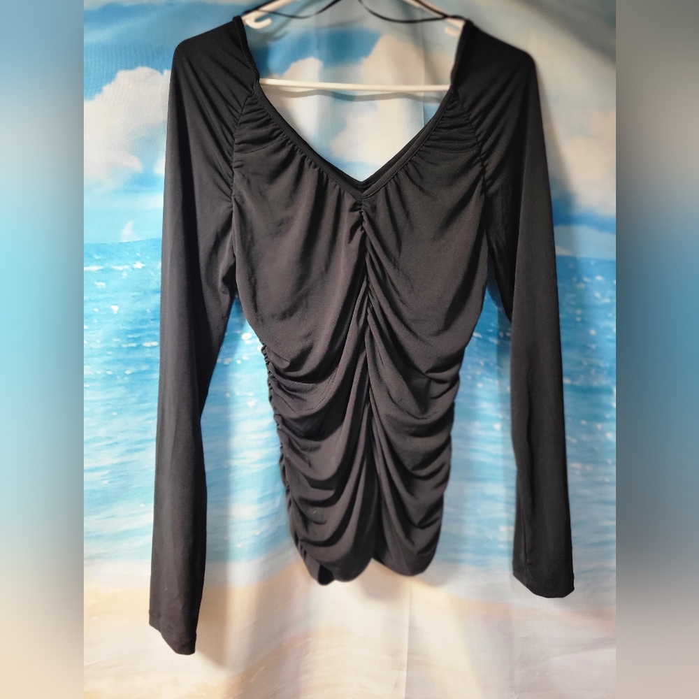 Aware‎ NWT V neck Ruched Black Long Sleeve Top Size Large